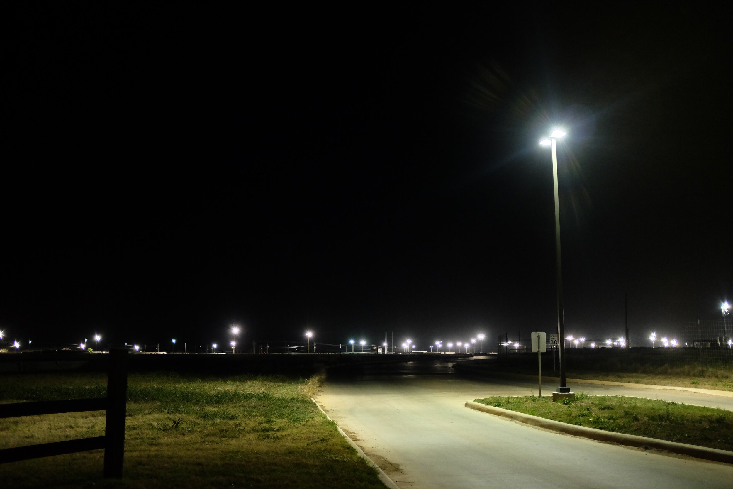 UNFORGETTING, THE STORY BEHIND A PHOTOGRAPH